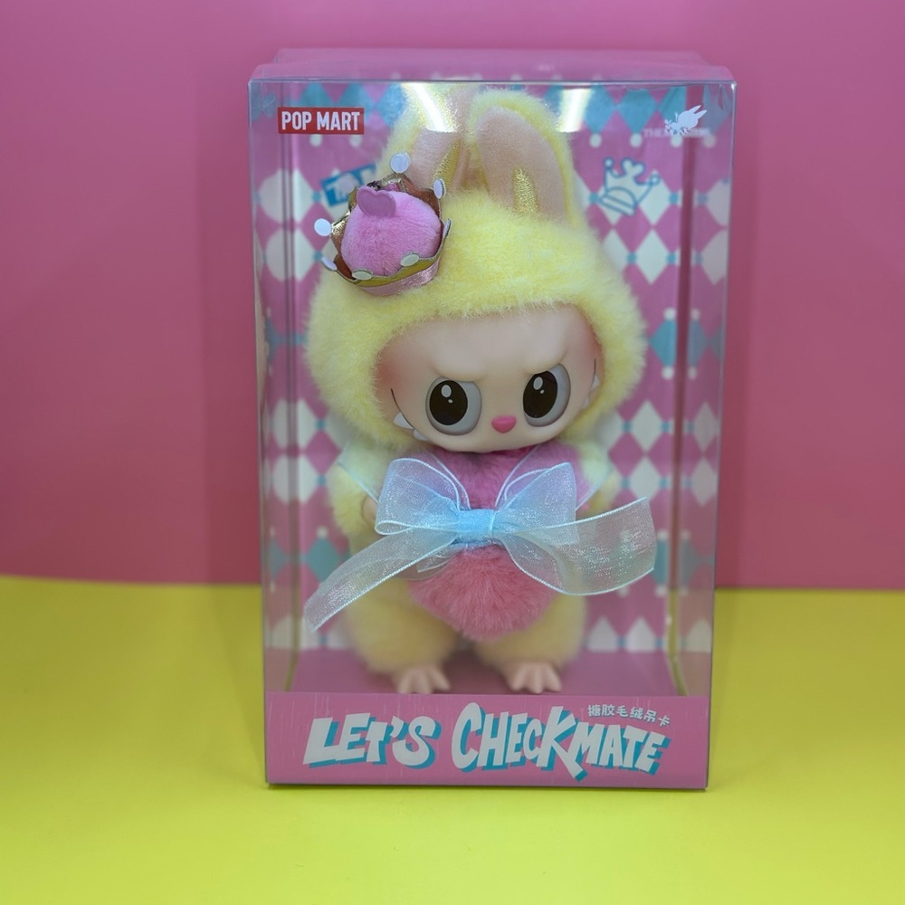 THE MONSTERS Let's Checkmate Series-Vinyl Plush Hanging Card Labubu